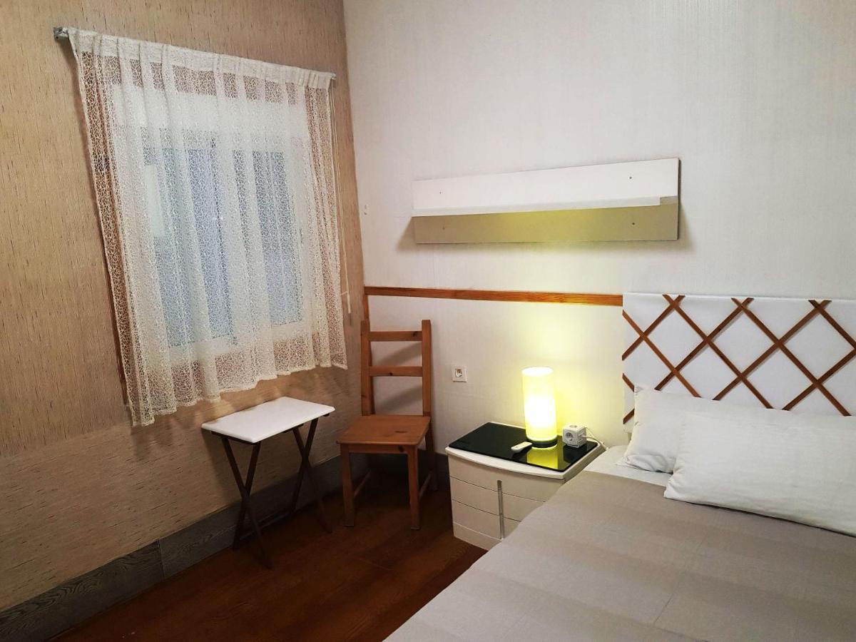 Apartament Sagrada Familia Bed & Breakfast Barcelona Exterior photo